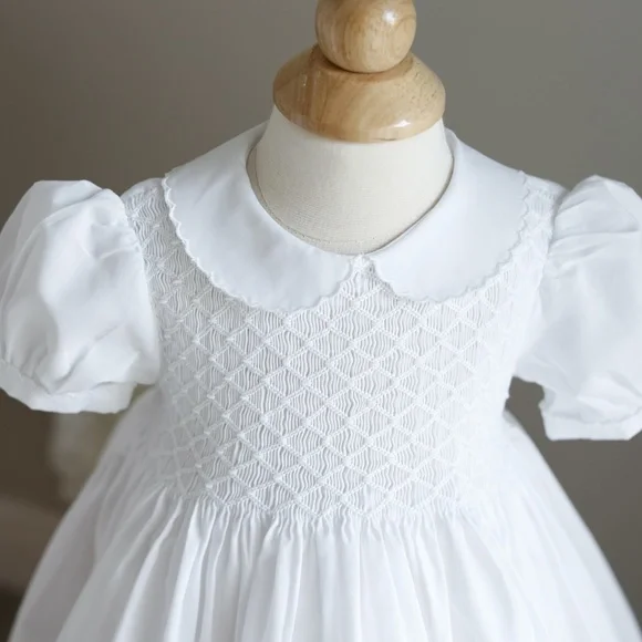 Feltman Brothers Smocked White Dress Flower Girl NWT - Picture 4 of 4